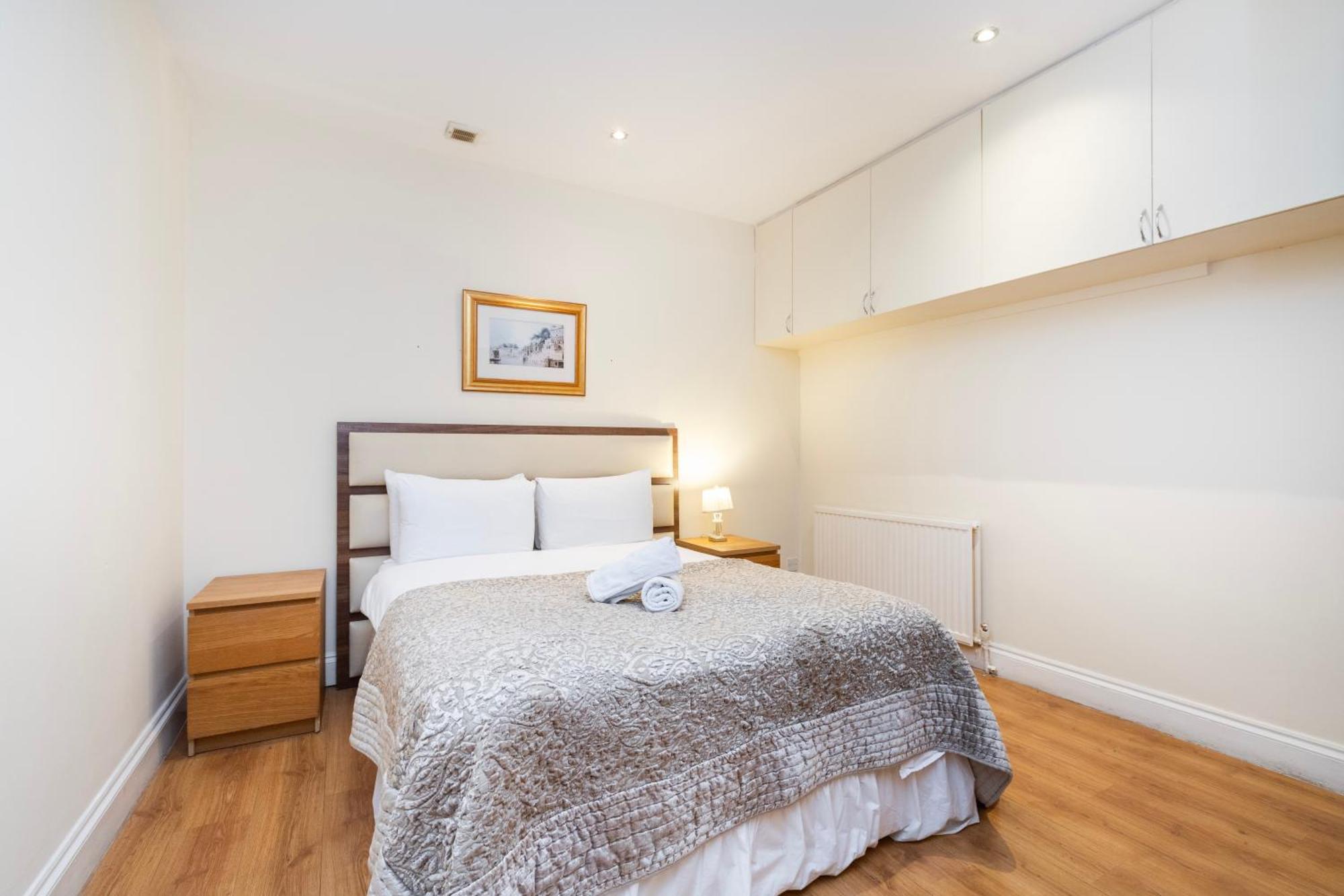 Hyde Park Rooms & Apartments Londen Buitenkant foto