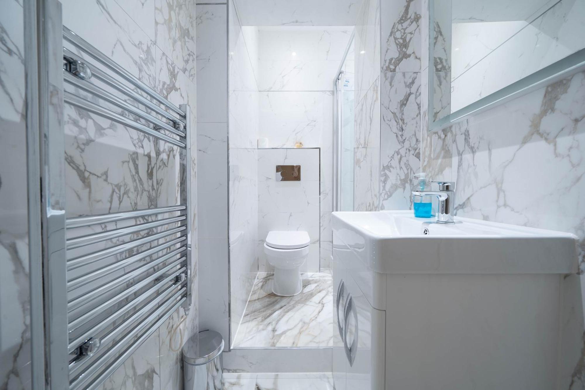 Hyde Park Rooms & Apartments Londen Buitenkant foto