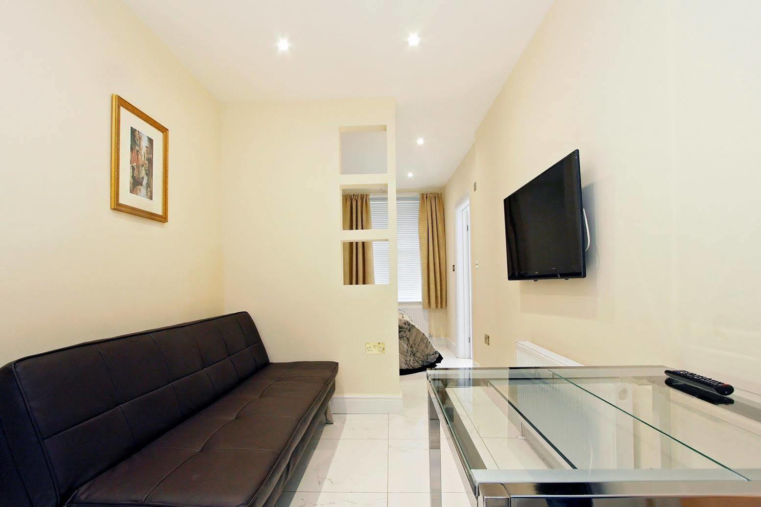 Hyde Park Rooms & Apartments Londen Buitenkant foto